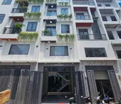 house for sale with 1 ground floor, 1 mezzanine, 3 floors, 4.11x13m, price 6.3 billion hiep thanh street 51