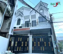 house for sale with 1 ground floor and 1 floor, 70m2, 30m from bui huu nghia street (buu hoa ward)