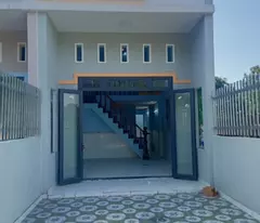house for sale with 1 ground floor and 1 mezzanine with truck road near thanh phu gas station (vinh cuu district)