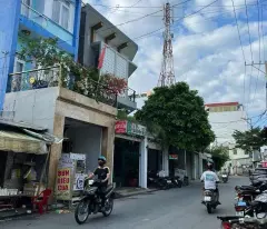 house for sale with 1 mezzanine and 1 floor 12x20m for 16 billion tan thoi hiep street 20