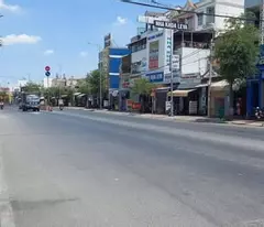 house for sale with 8x27m frontage for 16.5 billion on to ky street