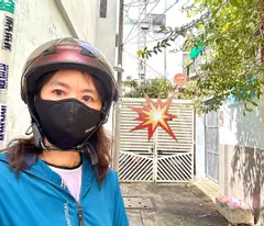 house for sale with a huge side of 9.5 m2 - 2 fronts - back of the car to the door - nguyen tat thanh - opening out to the neighborhood