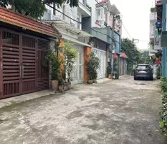 house for sale with area 120m2, car alley, duong duc hien street, tan phu district