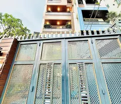 house for sale with beautiful frontage in go vap, 7x17m, elevator, full of high-end furniture, long-term living, beautiful building, convenient to work in