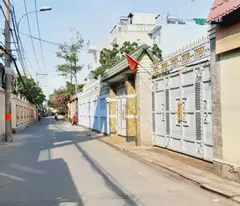 house for sale with large area (7 x 27)m price only 40 million/m2 near hiep binh thu duc market.