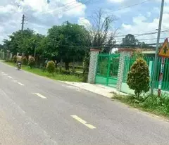 house for sale with large yard frontage on giong lon street, duc hoa thuong, area 432m2, full land, 3 bedrooms, 2 bathrooms, price 4.5 billion