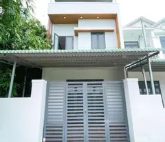 🏡house selling at a great price!!! house 1l1t right near the back gate of bien hoa airport🏡