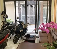 houses for sale in xuan thuy, cau giay - three gac thong alley, dozen houses on the street - 41.5m2*5t, 8.95 billion