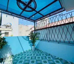kim giang house for sale, people built 6 floors of 44m2 with elevator for only 8 billion
