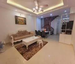 kim ma house for sale 40m2 - high price 5 billion - farm lane - car 10m from home