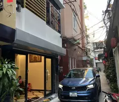 kim nguu house for sale, 40m2, big, beautiful alley, near the street, new house with 4-bedroom car, only 8.5 billion
