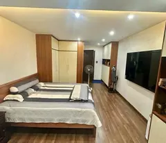 lac long quan house for sale - area 40m - 5 floors - construction - car parking at gate - 30m away from car - near street