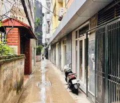 lac long quan townhouse for sale 42m2 4 floors frontage 4m 7.98 billion cau giay - 0934266313