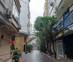 lac trung super products for sale - vip allocation - avoid cars, house entry - elevator - great business