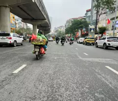 land for sale as a gift for ho tung mau's house, corner lot, car parking, 1 house on the street, near metro station, more than 14 billion