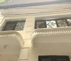 land for sale as a gift for nguyen cao townhouse, beautiful alley, near the street: 48m2x5t.mt:4.2m. price: 4.35 billion.