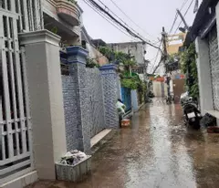 land for sale free house c4 dt76m2 pham huu lau phu my district 7