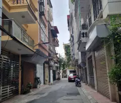land for sale, lane 105 xuan la, 45m2, 4m frontage, house with 2 open sidewalks, car parking near west lake