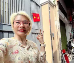 land for sale offering a 2-story house horizontal 4m * 21m front car always on thu khoa huan street, district 1 - 2m walk