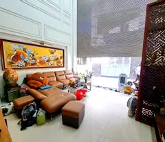 land for sale with 2-storey house on truong dinh hoang mai street, 70m2, common car, 5m area, about 12 billion