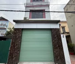land for sale with a beautiful 3-storey house in ly son - built by private people - near car - full of amenities - about 8 billion (tl)