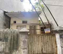 land for sale with free house c4 - ba dinh tttt - extremely near the building street in or beautiful ccmn selling land and giving a house c4 -