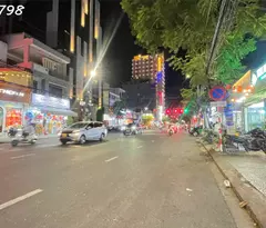 land selling to gift level 4 house kicked by nguyen duy thong thong nguyen van thoai, da nang