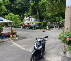 le duc tho garden villa - car garage - synchronized subdivision area - park in front of the house