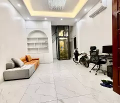 le qui don townhouse for sale 12 billion cars to park the house