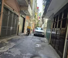 le trong tan house for sale, 34m, car lane, more than 12 billion.