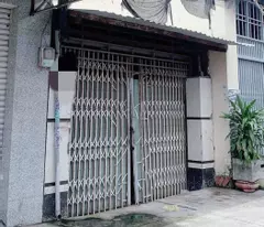 le trong tan townhouse for sale, car parking, park vew, 50m, 16.8 billion