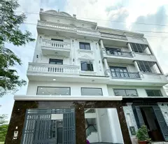 le van luong mini villa, 8x11m, 5 floors, only 6.8 billion