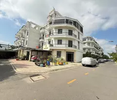 luxury townhouse for sale 7 bedroom cash flow 20 million/month - price only 6.5 billion - district 12, ho chi minh city