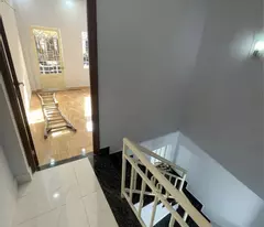 ly need to liquidate a house in an alley on banh van tran street, tan binh