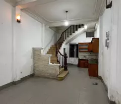 mac thi buoi house for sale 31/37m2. 4 floors. 3.8m frontage. price 9.8 billion hai ba trung hanoi