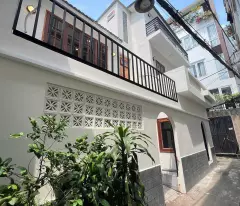 mini villa, corner 2mt, nguyen huu canh alley, near lm81 ward 22, bt district