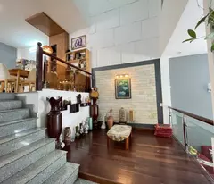 mini villa, corner lot, 2 fronts, hoa cuong bac - near nguyen tri phuong market - price only 125 million/m2