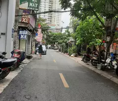 mp nguyen chinh's house for sale, 5t, parked car, suitable for business, office rental, only 4 billion