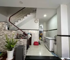 my aunt needed money to go abroad to sell her house at 75m nguyen van bua hoc mon
