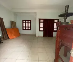 my brother offered to sell a 3-storey house overlooking xuan flower garden in a-vo cuong without any defects at a reasonable price