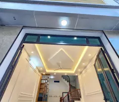 nam du linh nam house for sale 42m 5 floors 5 rooms fully furnished with private red book
