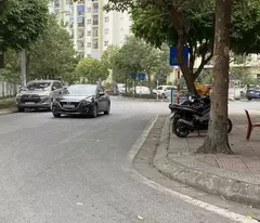 “need money ly sell over 2 billion 38m houses” thuong thanh-long bien, school, market, tttt..