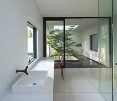 need money ly to sell an phu villa, district 2. deeply reduced to 59.5 billion