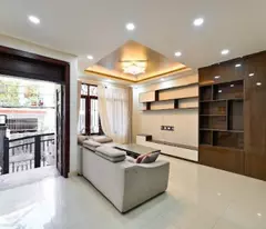 need money ly to sell house on street front, dakao, district