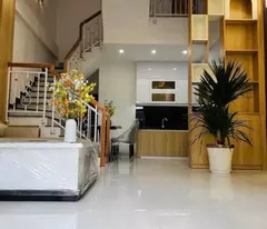 need to go to xuan dinh house 43mx6t, 4m front, with vip elevator, car parking near the house, business only 9.3 billion