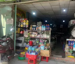 need to refresh a foam bag store - extremely beautiful location right at 3 nguyen thi dang intersection, district 12