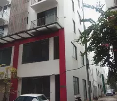 need to rent 100m2 office space right on cau giay street, price