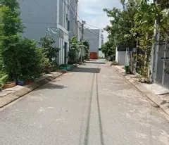 newly constructed house for sale - long binh ward, tank alley - vinhomes area. 1t, 2l, 52m2 price only 3.6 billion