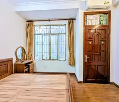 ngoc ha townhouse for sale, ba dinh, bright alley, high-class, quiet area, 30m, 6.6 billion.