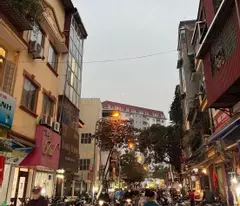 ngoc lam house for sale 55m x 4 floors, frontage 6.4m, sidewalk, avoid cars